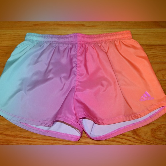 Youth girls Adidas shirts and shorts set, size S 7/8 - Picture 13 of 16